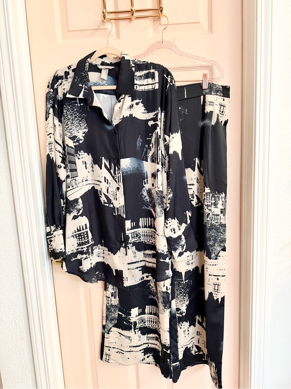Blue cityscape H&M matching set